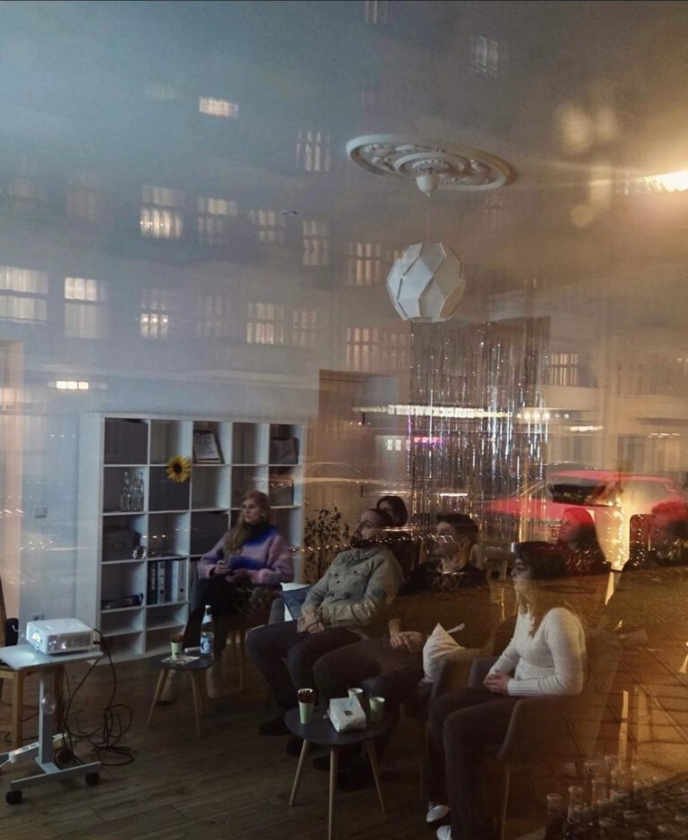 Filmabend im Kiezbüro! „Duvarlar  – Mauern – Walls“