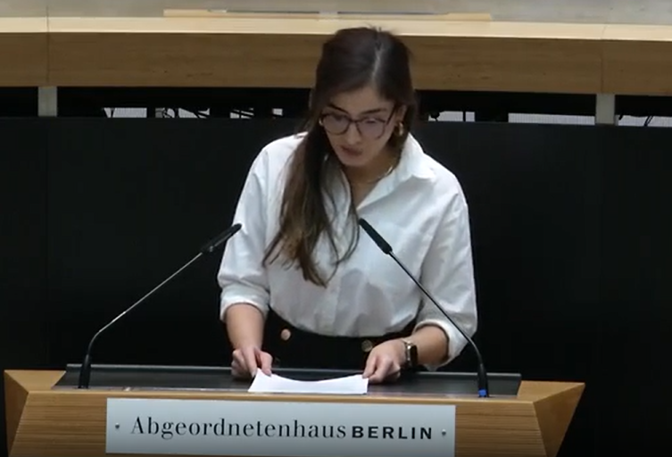 „Senatsbeauftragte*n gegen antimuslimischen Rassismus einsetzen“