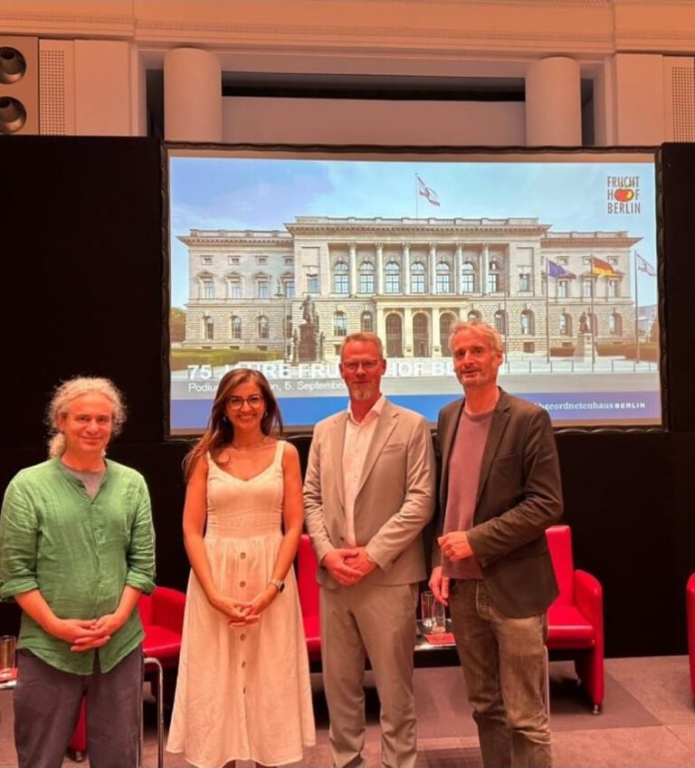 Besuch beim 75. Jubiläum des Fruchthof Berlins