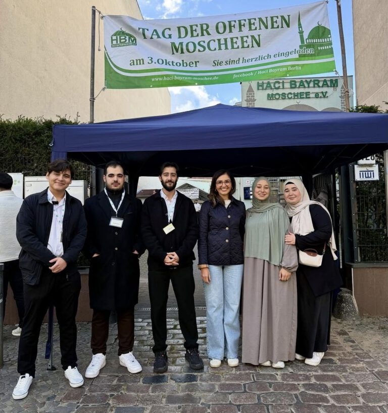 Tag der offenen Moschee im Kiez